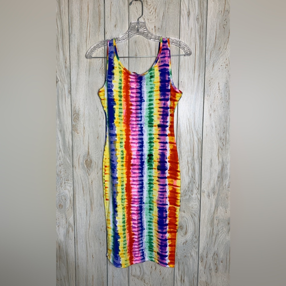Absolutely ❤️ It Women’s Size Medium Tie Dye Knee Length Dress - Picture 4 of 9